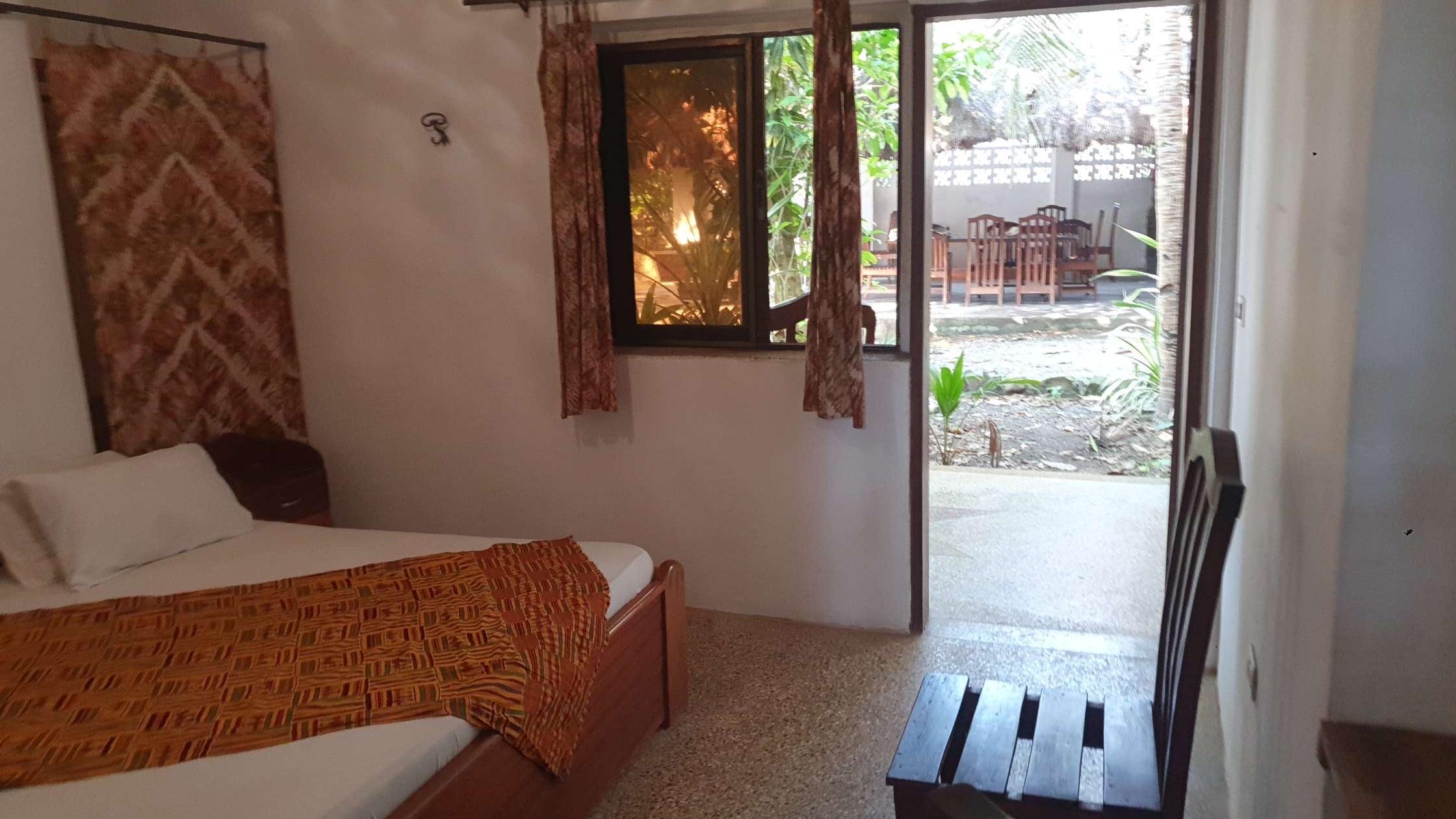 Room 12 — photo 3