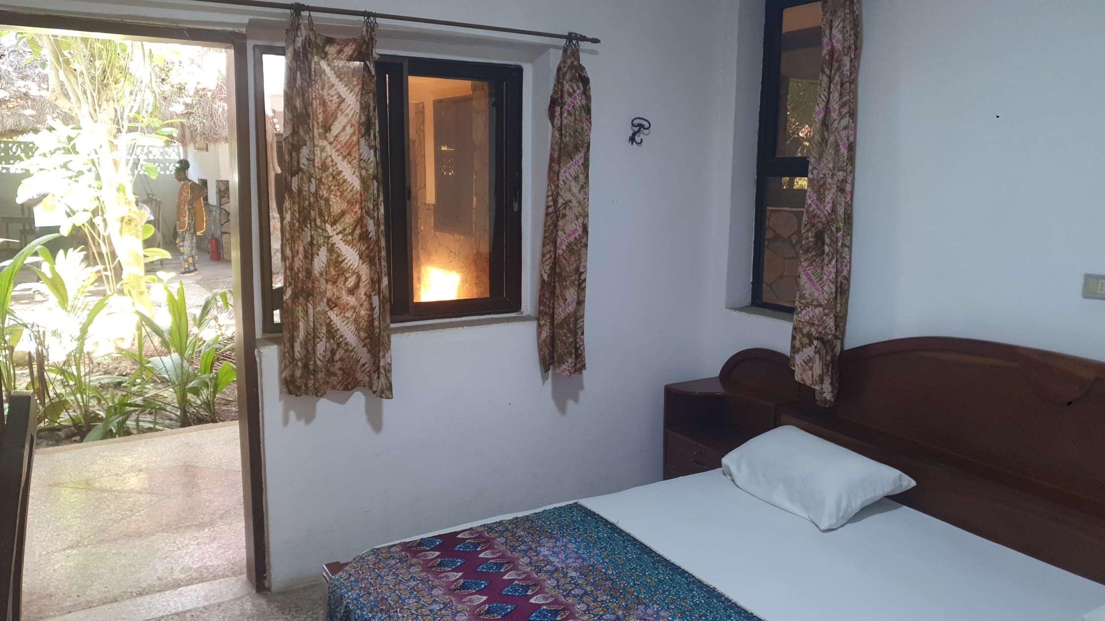 Room 13 — photo 3