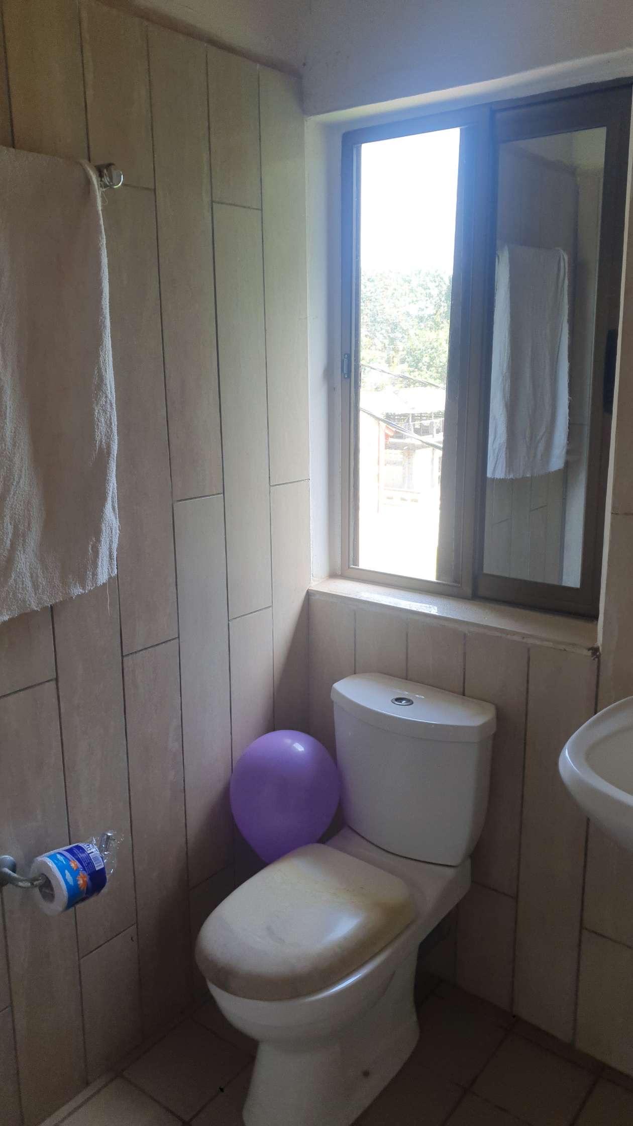 Room 32 — photo 3